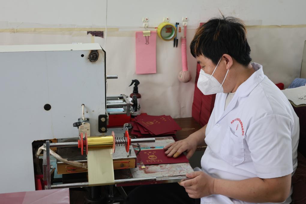 这些“特殊”的人是“幸福印刷师”：一个33年的暖心故事