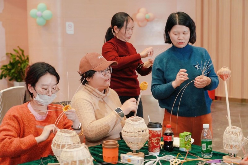 赋能女性，传承非遗