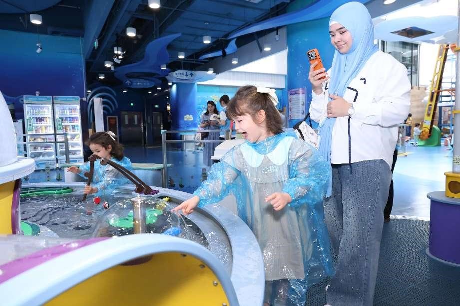 【组图】中外儿童北京欢度2026年“六一”国际儿童节