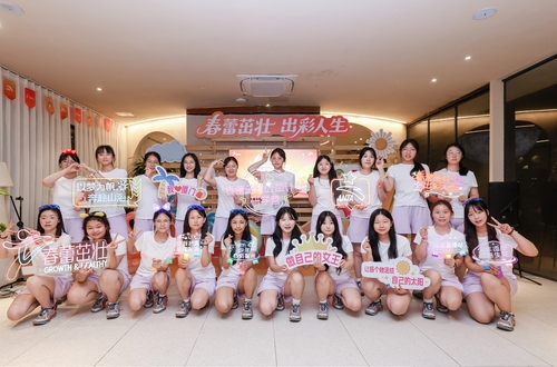 今朝春蕾承暖意 他日盛开自成花 GetAttachment