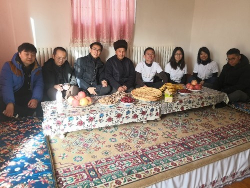 情暖寒冬与爱同行 金一文化携手新疆国投进行爱心扶贫公益