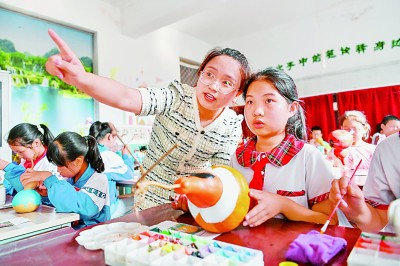 乡村人才汇聚 发展动力澎湃