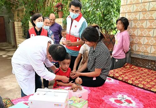 中国红基会“天使之旅”新疆先心病患儿筛查救助行动圆满结束