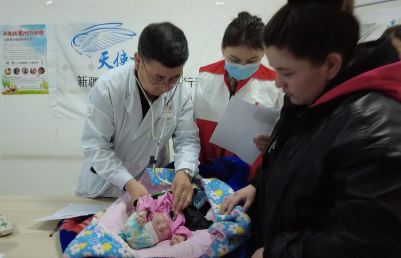守护童“心” 共话民族情丨跨越3343公里 为新疆先心病患儿进行免费筛查