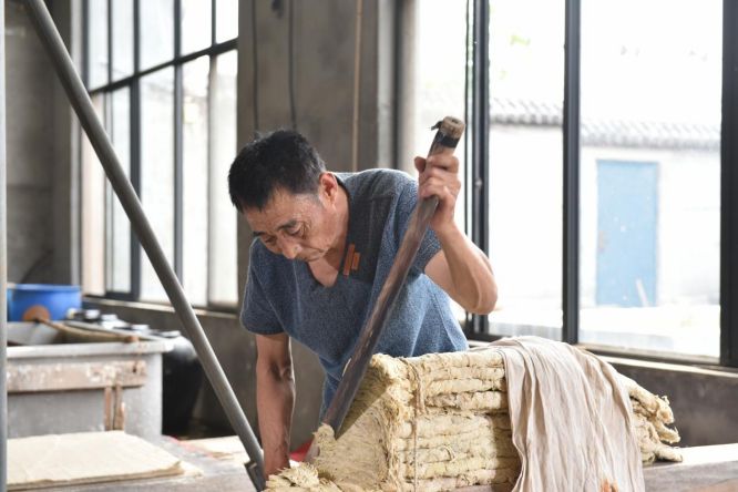 360年桑皮纸非遗焕彩 匠心传承铺就乡村共富路​