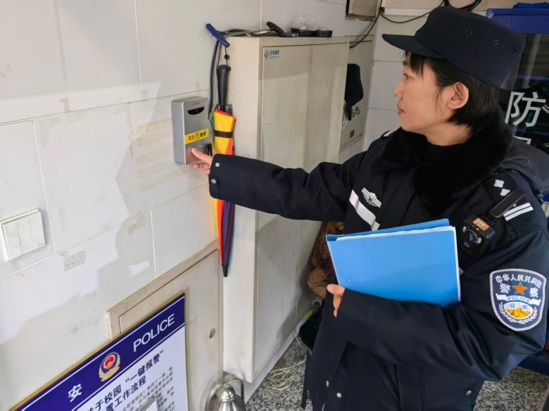 构建“全链条护学体系” 夯实校园安全屏障