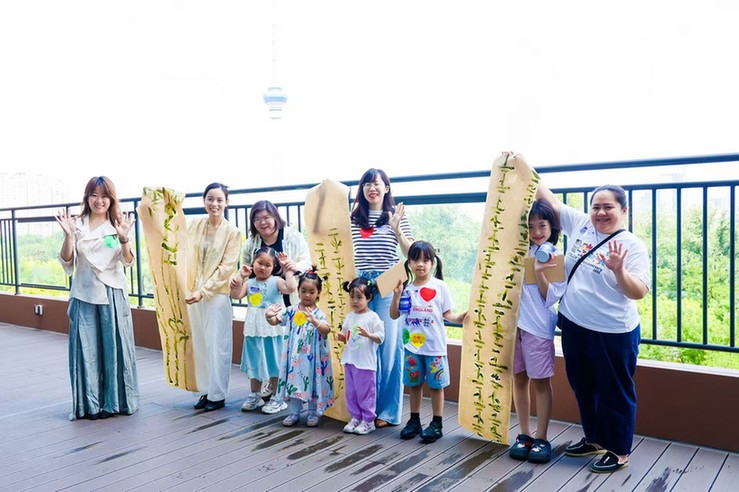 像科学家一样思考，像工程师一样实践——这场科创交流为中外青少年搭了一座桥