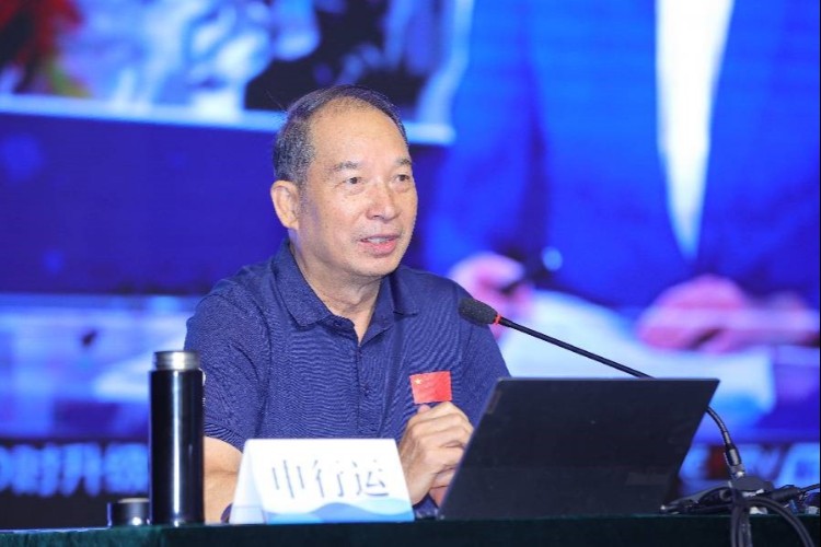 讲述航天故事 追逐太空梦想
——首都关心下一代大讲堂举办弘扬航天精神专题讲座 讲述航天故事 追逐太空梦想
——首都关心下一代大讲堂举办弘扬航天精神专题讲座