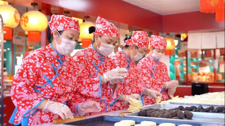 河北黄庄:小小酥皮月饼撬动亿元振兴产业