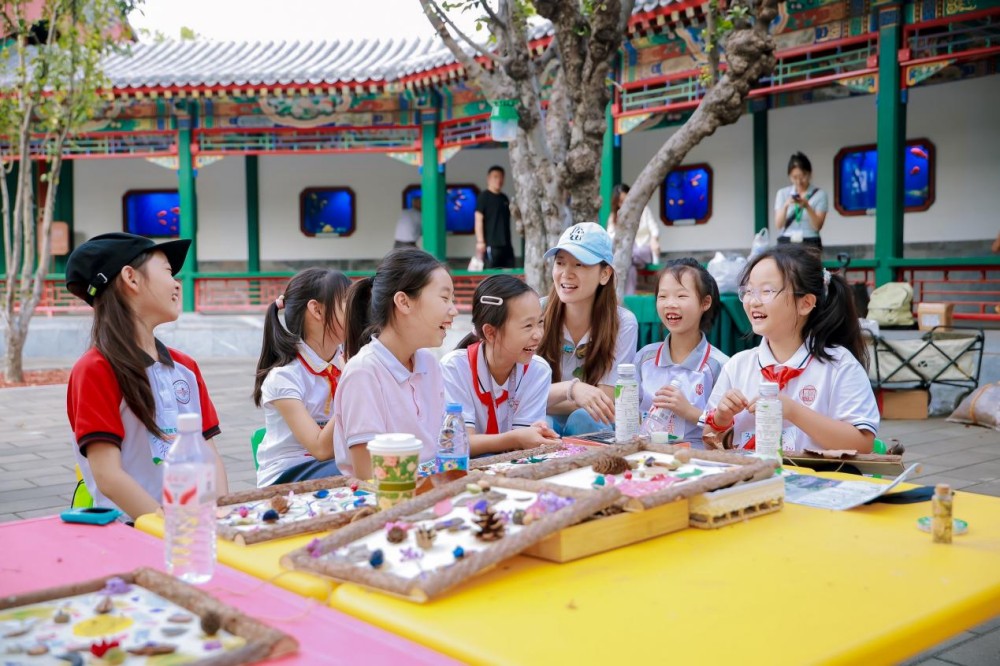 创新青少年自然科普教育 中国平安举办“拥抱古树 守护童心”公益活动