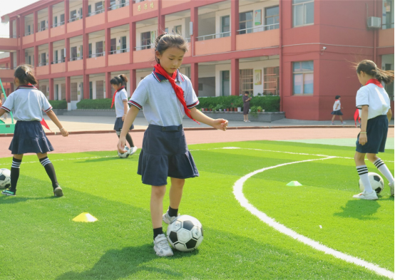 寻找2022个亚运梦想：蔡崇信公益基金会捐赠300所亚运足球梦想学校